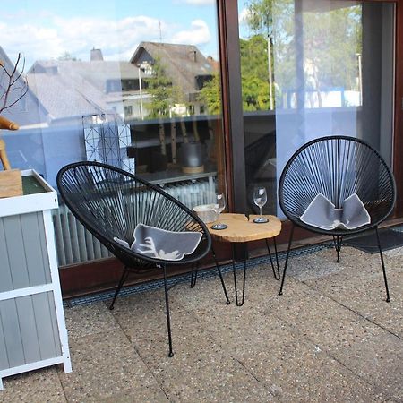 1-Zimmer-Apartment mit großem Balkon Schönwalde Exterior foto