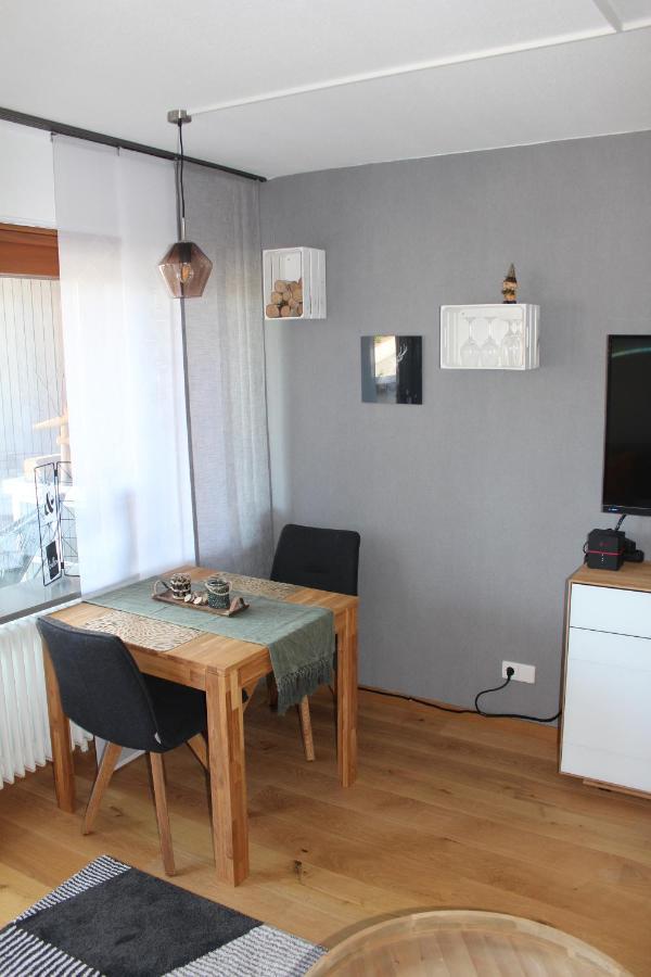 1-Zimmer-Apartment mit großem Balkon Schönwalde Exterior foto