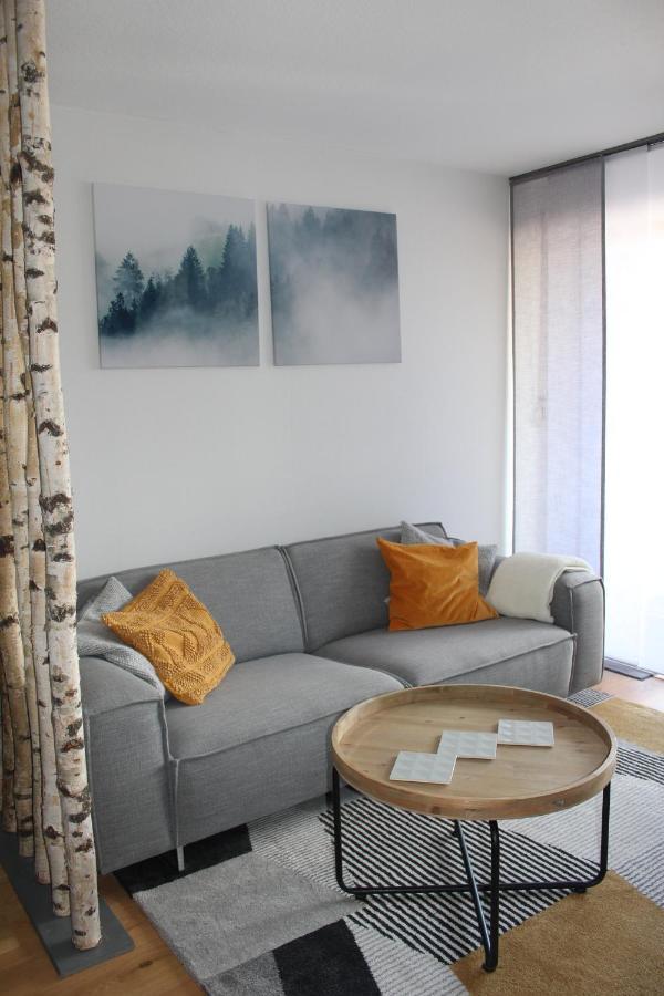 1-Zimmer-Apartment mit großem Balkon Schönwalde Exterior foto